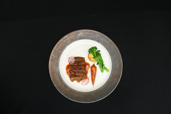 How do you select the perfect furniture for a small apartment?